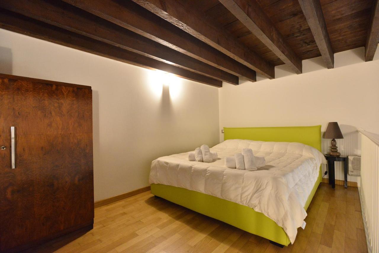 Izzhome City Center Cozy Cagliari Buitenkant foto